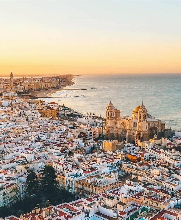 El Aljibe De Botica Lägenhet Cádiz Exteriör bild